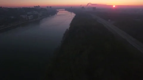 Cold Sunrise Bratislava, Bridge, Castle, Ufo Bridge, Slovakia Vídeos de archivo 79646871