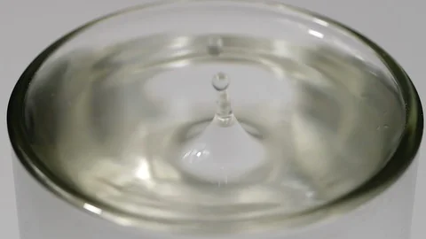 Cold water drop into drinking glass in slow motion 스톡 동영상 113594217