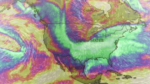 Cold Weather Wave Over USA America camera shot of computer screen pixels vi.. Stock Footage 337059013