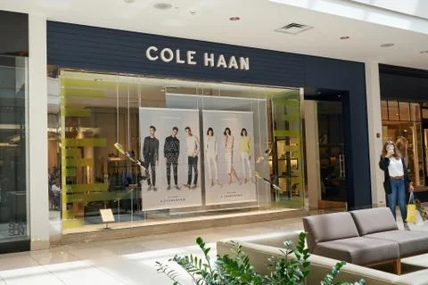 Cole Haan famous boutique. 库存照片