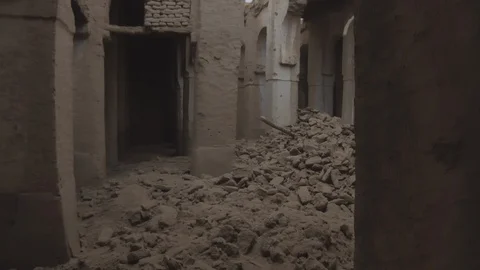 Collapsed building in M'hamid, southern of Morocco, Africa in 4K establishing Stock Footage 92103819