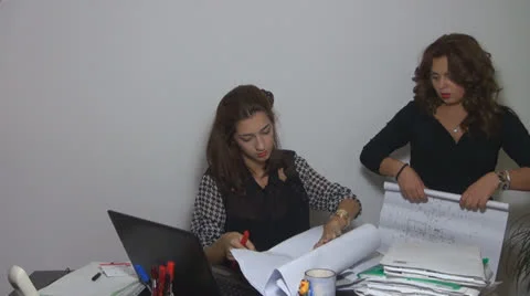 Colleagues at work trying to solve problems.,Teamwork 스톡 동영상 24719869