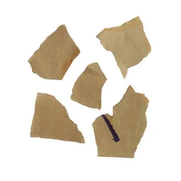 A collection of broken shards from a brown clay ceramic pot, showing rough .. Ilustração Stock