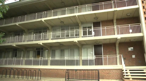 College dorm front view Vidéo 38877425