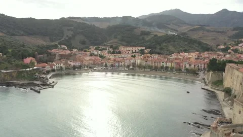 Collioure Beach Stock-Footage 331874532