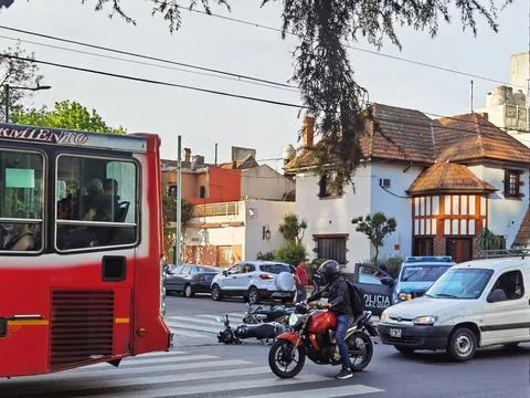 Collision between two motorbikes at a road intersection in Buenos Aires Stock Photos