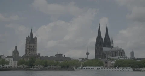 Cologne Cathedral / Cologne, Germany (Köln) - 4K Stock Footage 68503755