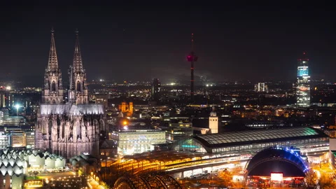 Cologne Cathedral Night Timelapse 1 - Zoom Out Stock Footage 202283941