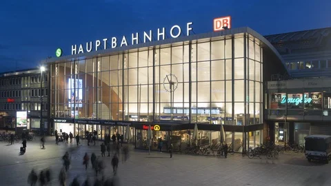 Cologne central station 스톡 동영상 104553066