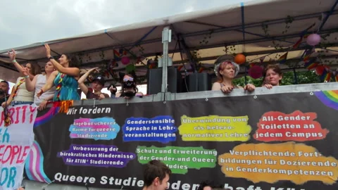 Cologne CSD Pride Parade Truck Queer University Students Float 2026 库存影片 341285231