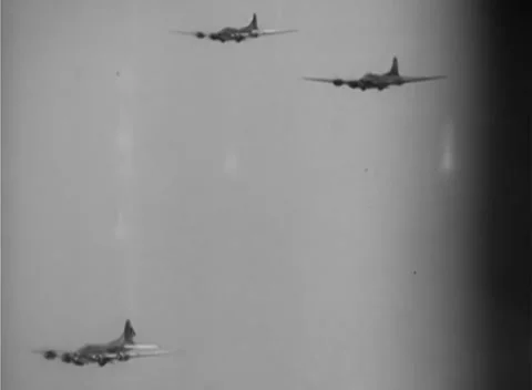 COLOGNE, GERMANY - 1944: Trailing pair aloft - Two bombers fly in loose trail 스톡 동영상 344600679