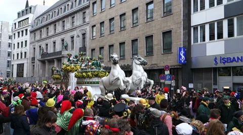 Cologne, Germany - March 3, 2014 cologne carnival parade 2014 large float Stock Footage 39742262