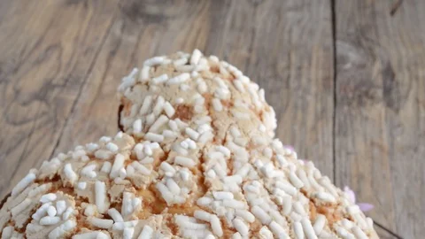 Colomba easter cake Stock Footage 88140011