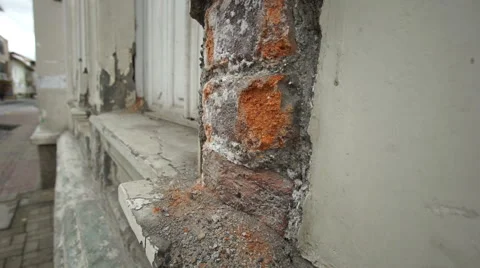 Colonial Building Rotten Bricks Pan 動画素材 50868142
