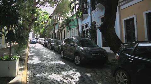 Colonial condo pan up Видео 32864887