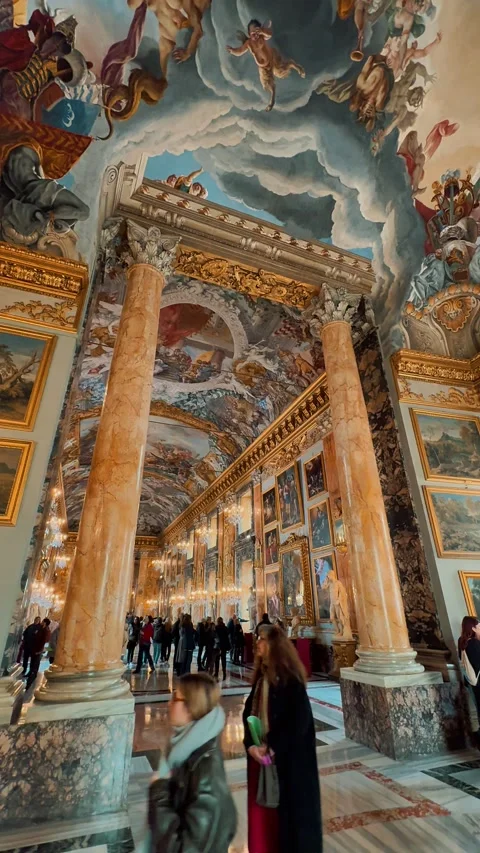 Colonna Gallery 24 (Editorial) Видео 336003729