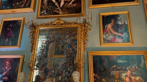 Colonna Gallery Drawings 3 動画素材 336007342