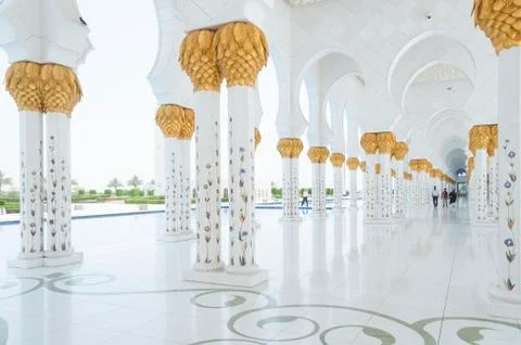 Colonnade at Sheikh Zayed Mosque Stock Photos