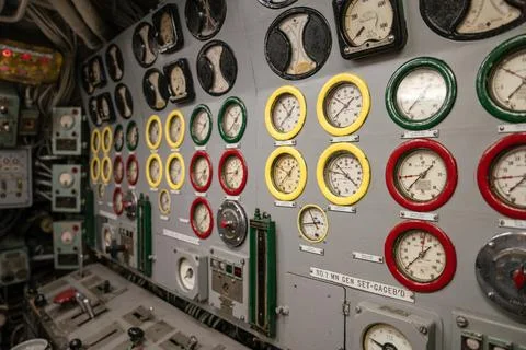 Color-Coded Gauge Panel in Submarine Control Room 스톡 사진
