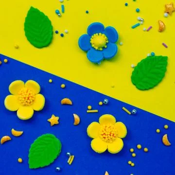 Color papers geometry flat composition background with yellow and blue tones and 스톡 사진