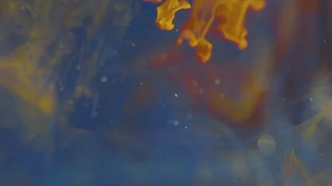 COLOR IN WATER - 3 Stockbeeldmateriaal 87981944