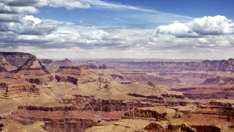 The Colorado River flows between the vertical cliffs of the Grand Canyon. Stock-Footage 336577830