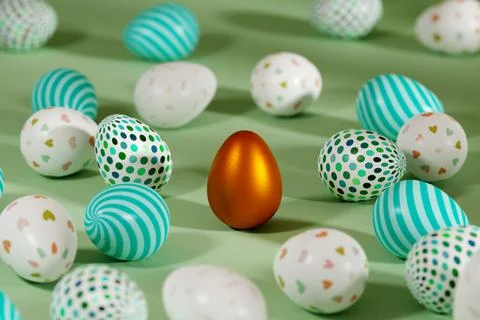Colored Easter eggs surrounding golden egg on green background. 3d illustrati Foto stock