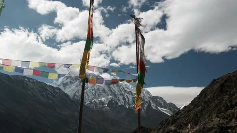 Colored flags in the mountains of Nepal. Video stock 144864120