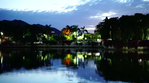 Colored lights on the lake during twilight. Stock-Footage 65509736