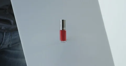 Colored nail polish Stock-Footage 112099116