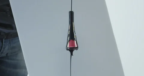 Colored nail polish Vidéo 112099456