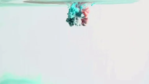 Colored paint in water. Vídeo Stock 84995396