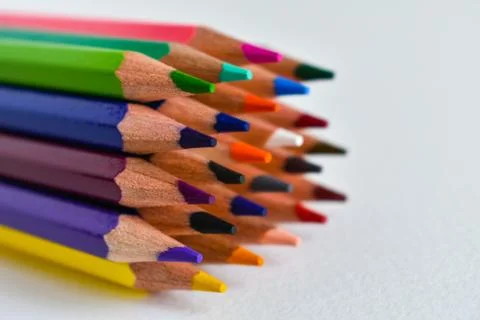 Colored pencils closeup. Sharp sharpened colored pencils closeup. 库存照片