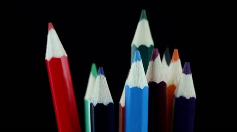 Colored Pencils Rotate on a Black Background Vídeo Stock 51711282