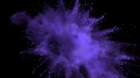 Colored purple powder explosion, abstract close up dust Vidéo 122814127