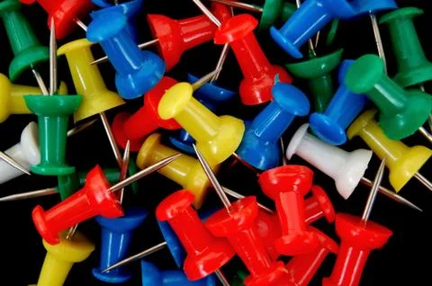 Colored push pins Foto stock