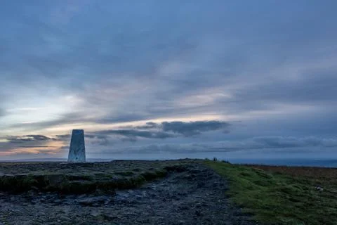Colored sky in late time inside UK country side Stock-Fotos