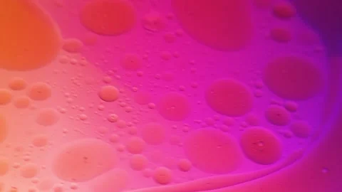 Colorful bubbles on a liquid surface with a gradient. Stock Footage 331941693
