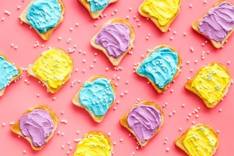 Colorful cheese spread on bread pattern, top view Foto stock