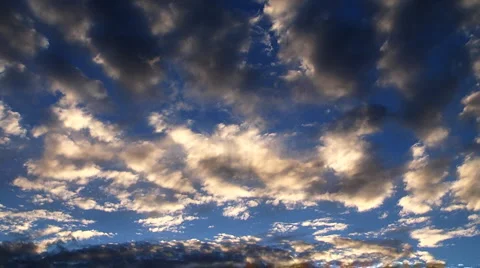 Colorful clouds left to right Stock-Footage 6336597