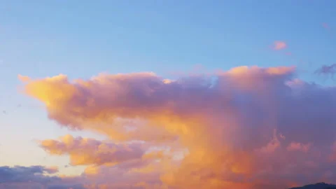 Colorful cloudscape changing in time lapse video in 4k Video stock 139015470