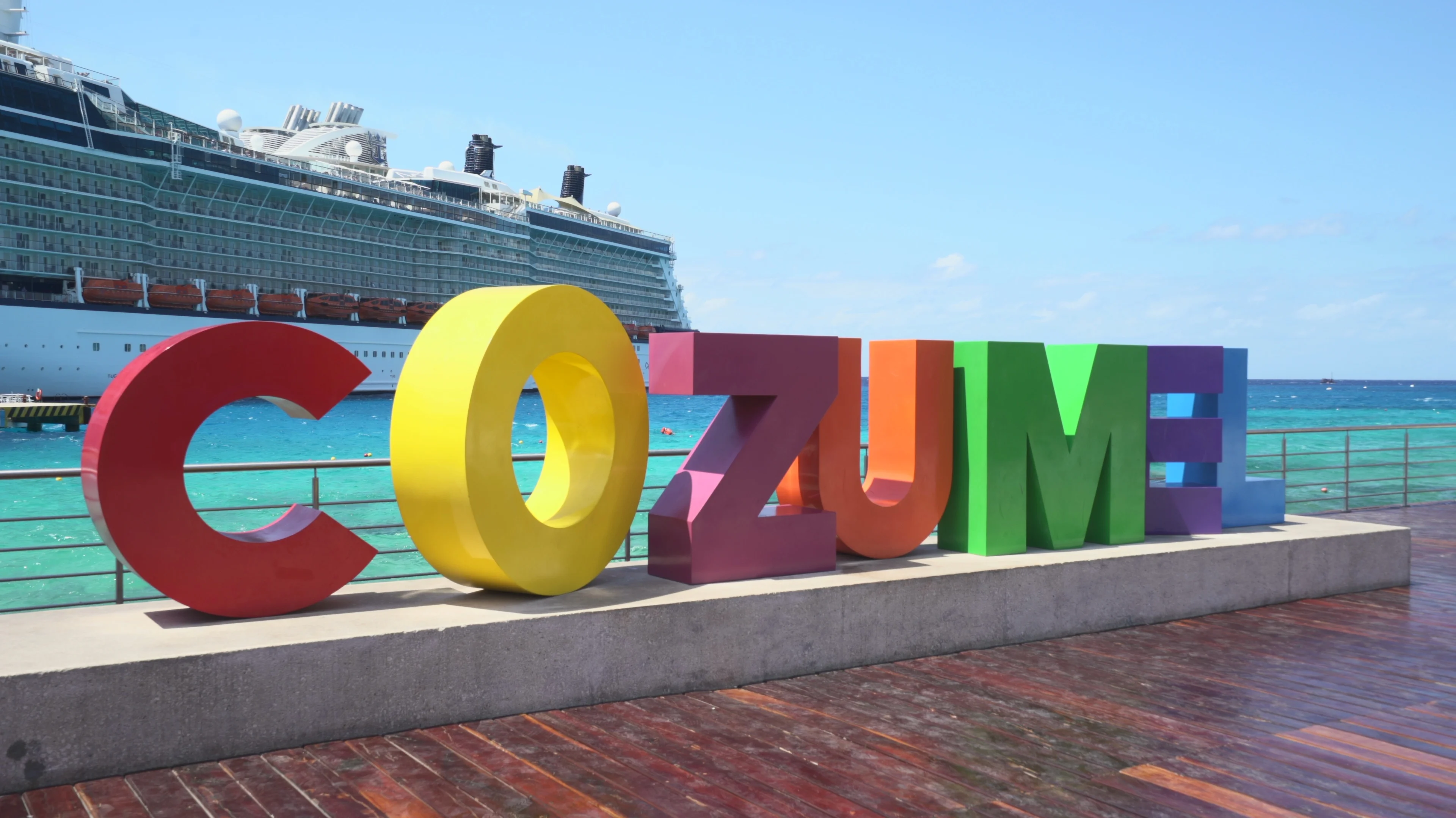 Cozumel Cruise Terminal Shopping Mall Me, Stock Video