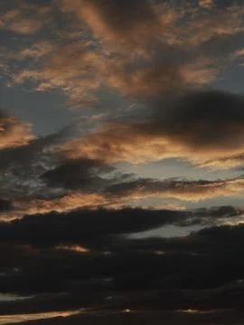 Colorful Dramatic Sky with Clouds at Sunset Фото
