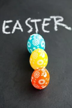 Colorful easter eggs and text Foto stock