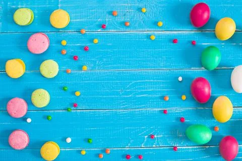 Colorful easter eggs on blue rustic wooden background Foto stock