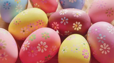 Colorful Easter eggs with floral pattern 库存照片