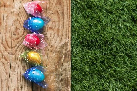 Colorful Easter eggs on the grass Stock-Fotos