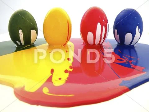 Colorful eggs - easter Stock Photos