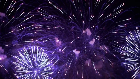 Colorful fireworks exploding in the night sky. Celebrations and events in bri Video stock 92369820