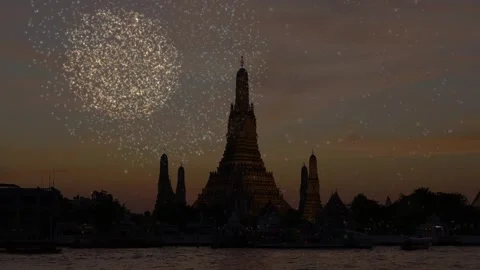 Colorful Fireworks Exploding Over Wat Arun Temple at Night in Bangkok Stock Footage 327945034